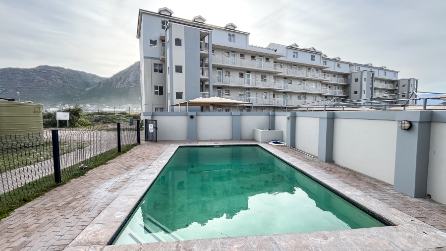 2 Bedroom Property for Sale in Muizenberg Western Cape